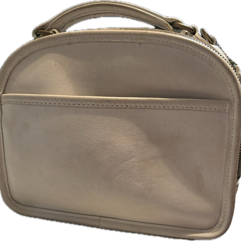 VINTAGE COACH LUNCHBAG PURSE Cream Mini Bag with Sophisticated Minimalist Design